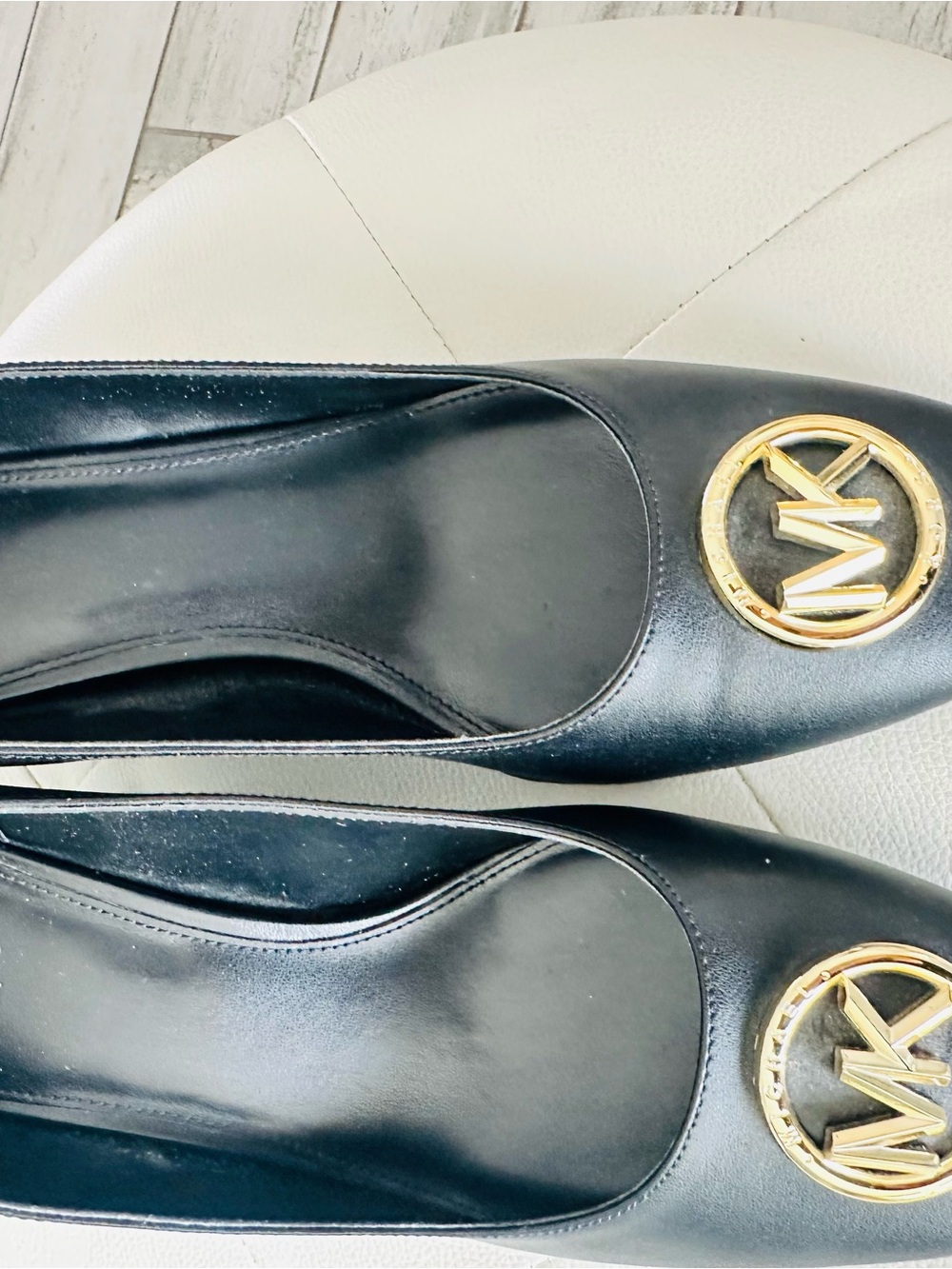 Michael Kors Black Leather Heels with Gold MK Emblem - Picture 2 of 3